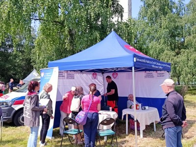 piknik rodzinny, namiot SPZZLO Warszawa-Żoliborz, pacjenci